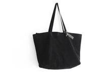 Load image into Gallery viewer, Anita TOTE bag, Shoulder bag made of black leather personalized with your name