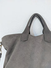 Load image into Gallery viewer, Leather crossbody bag, made of italian leather. Silvie leather shoulder bag big version