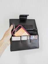 Load image into Gallery viewer, NEW! Leather wallet black color. Andrea wallet