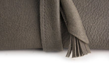 Load image into Gallery viewer, Wallet Cris, leather wallet color grey leather wallet for women with fringe. Cris LEATHER WALLET