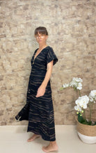 Load image into Gallery viewer, Abito modello Lucy