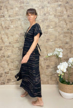 Load image into Gallery viewer, Abito modello Lucy