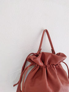 Leather CROSS-BODY bag made of italian leather.  Rose Bag