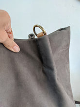 Load image into Gallery viewer, TOTE bag made entirely of Italian leather. Amelie bag