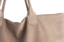 Load image into Gallery viewer, Leather tote bag, SHOULDER BAG made of italian Taupe leather. Mia leather shoulder bag